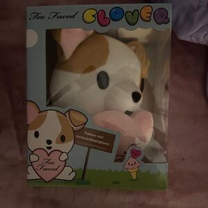 Too Faced Clover Dog Plush with Pink Heart